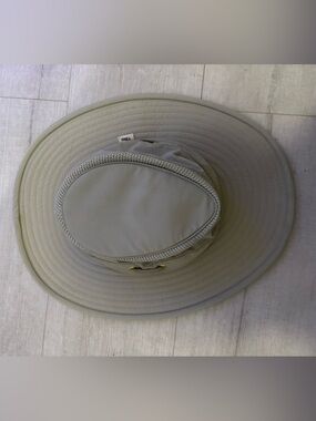 Tilley Airflo Hat Size 6 and 7/8